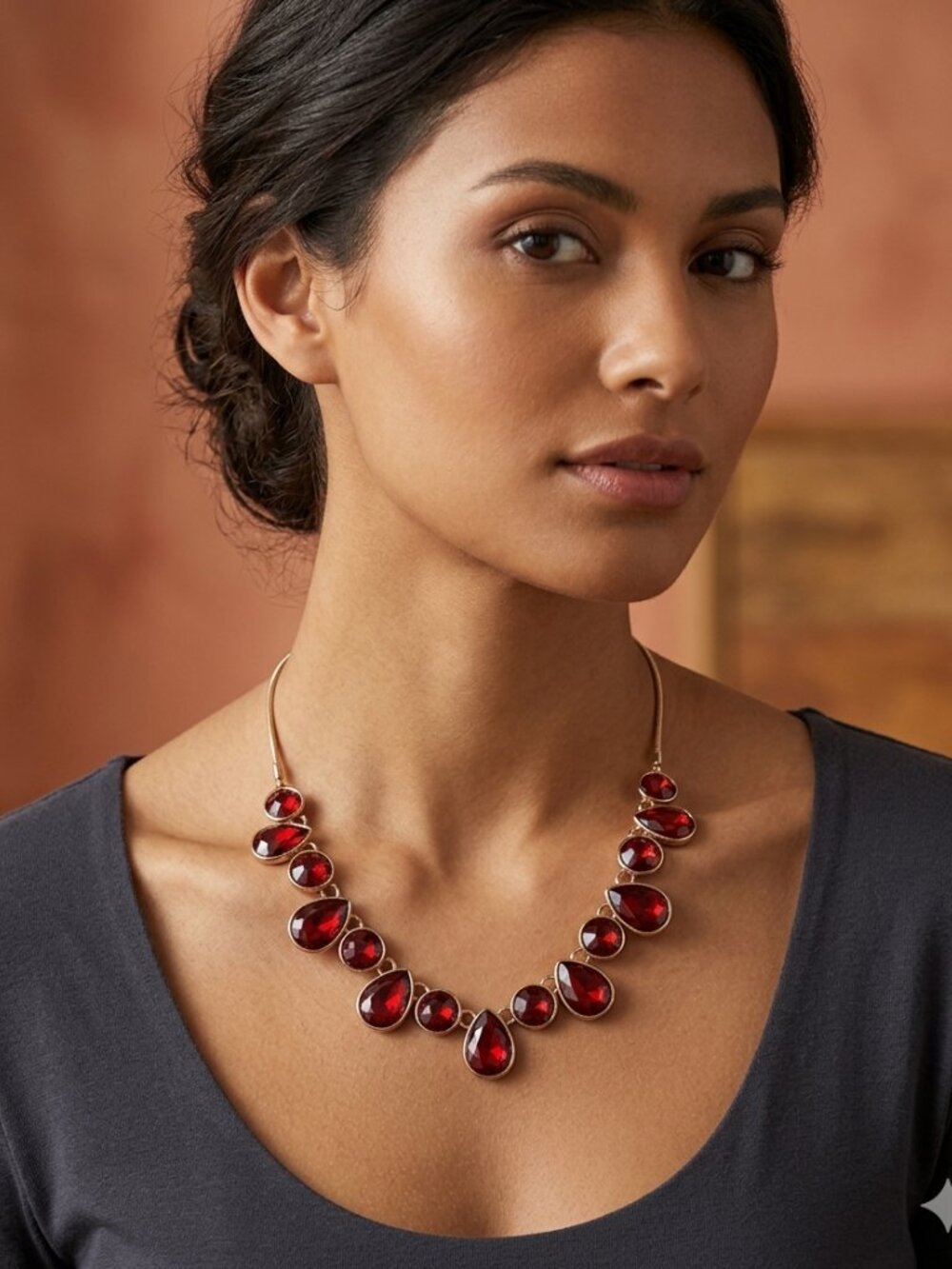 Stunning Nine West Teardrop & Round Ruby Red Rhinestone Necklace Like New!